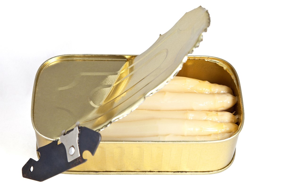 Canned asparagus