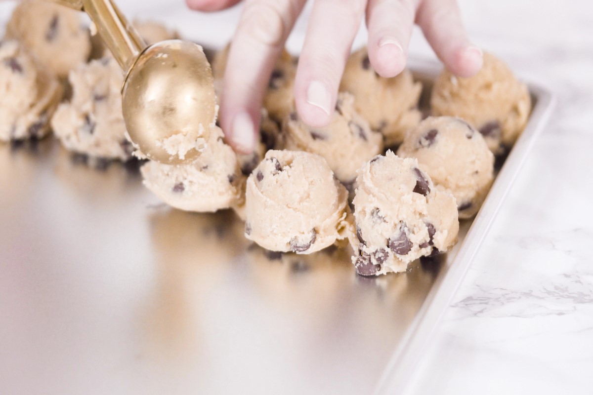 Chocolate cookies chip dough ice cream