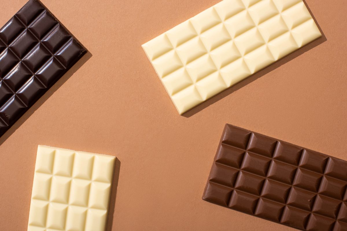 Chocolate milk bar