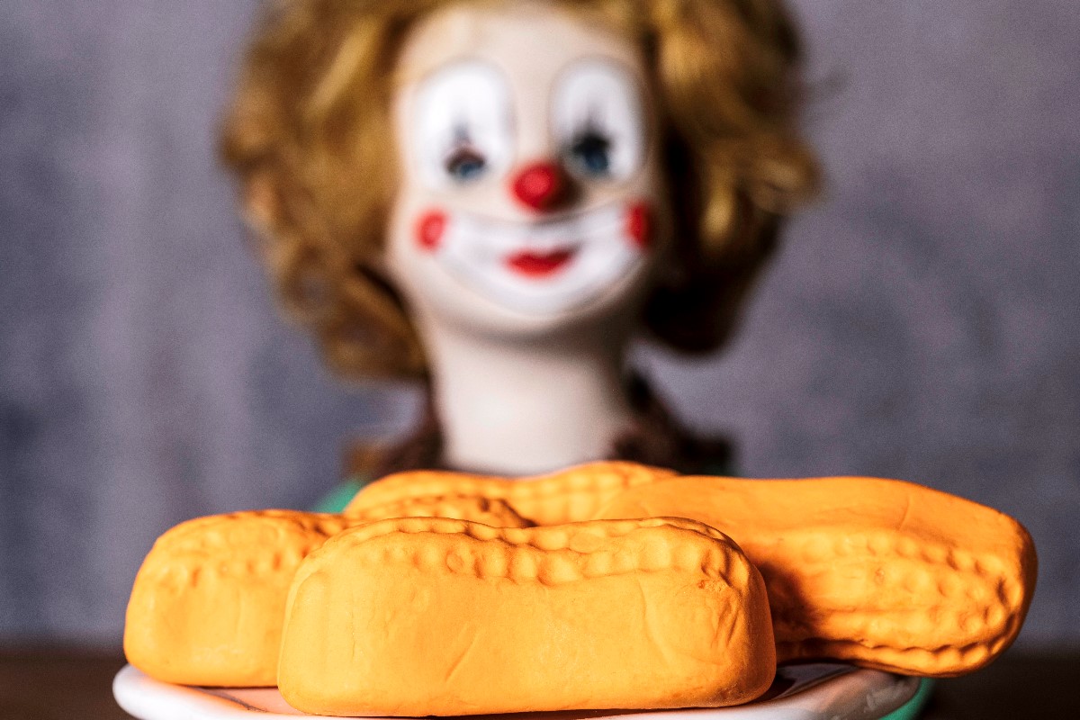 Circus peanut