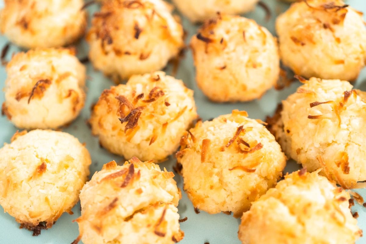 Coconut macroon