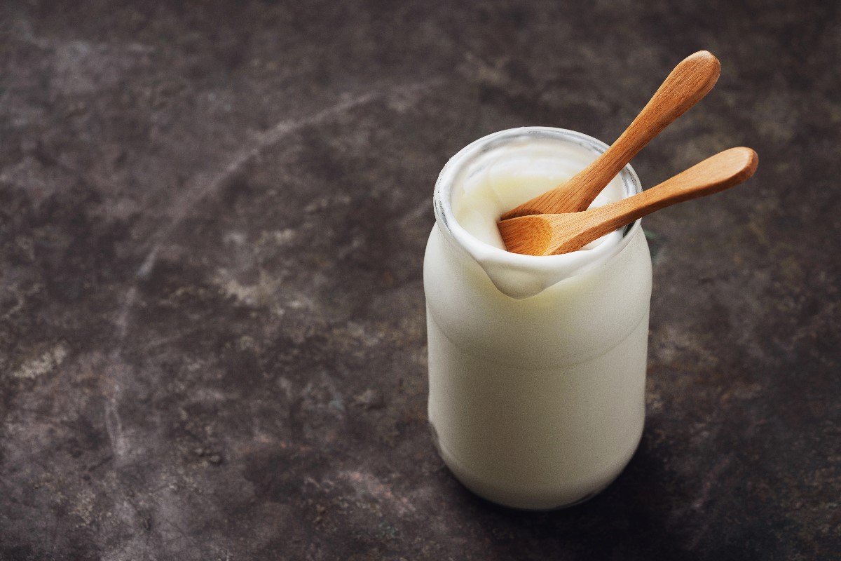Coconut yoghurt dip