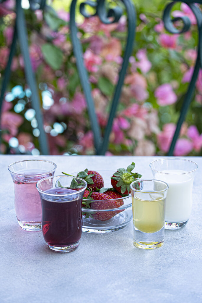 Copycat Starbucks Pink Drink ingredients