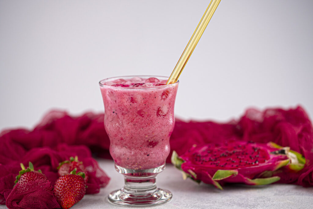 Copycat Strawberry Dragonfruit Refresher