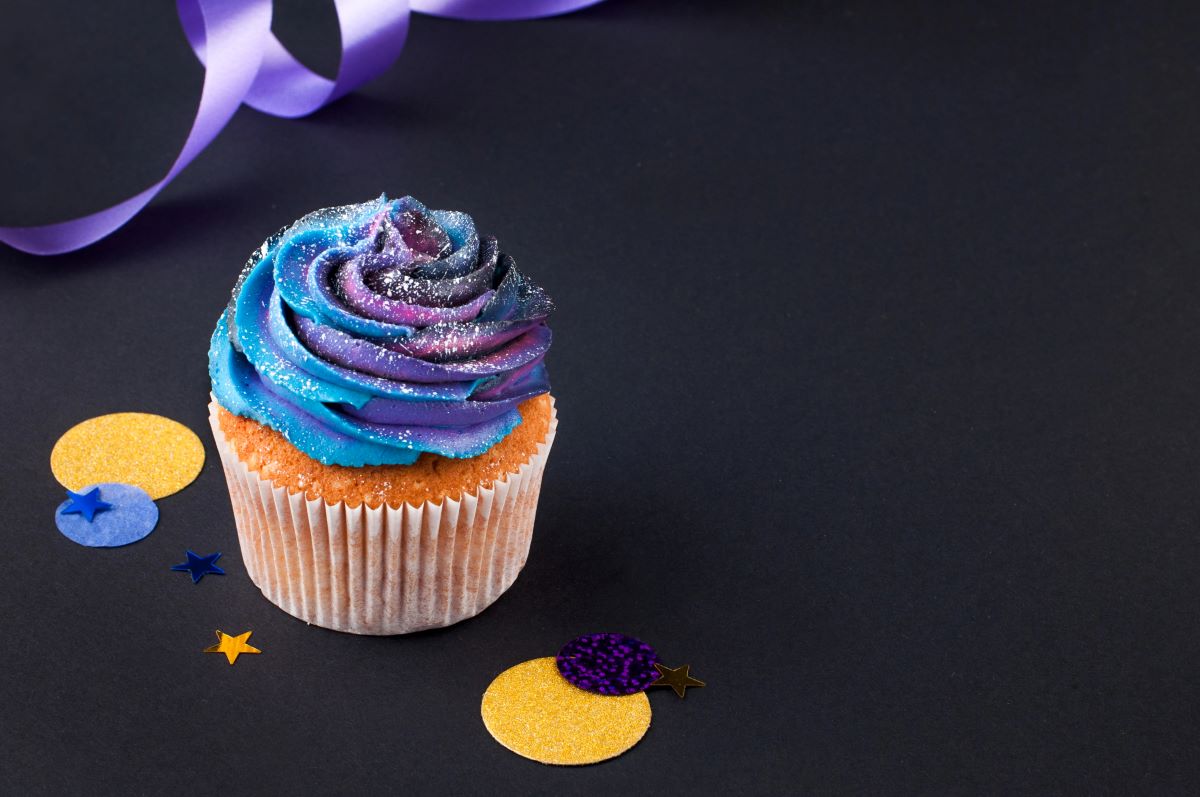 Cosmic cupcake