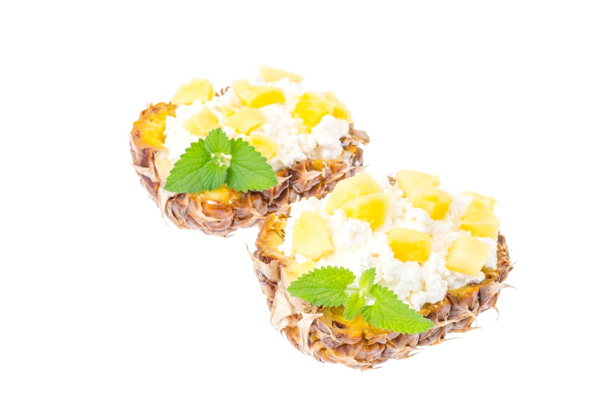 Cottage chese and pine apple