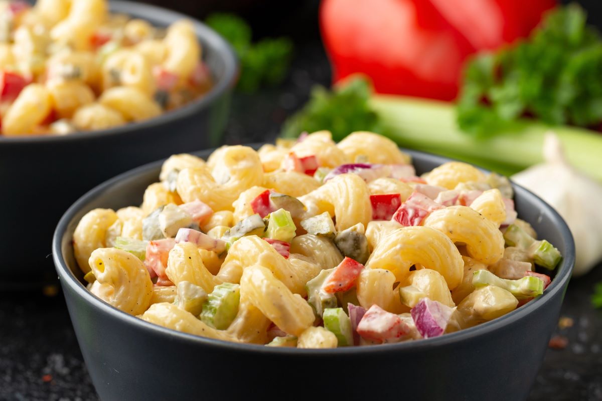 Creamy pasta salad