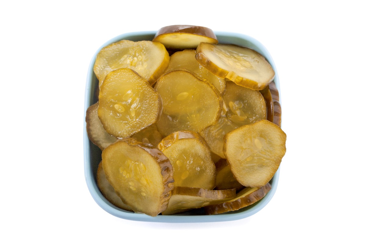 Cucumber dill pickle chips