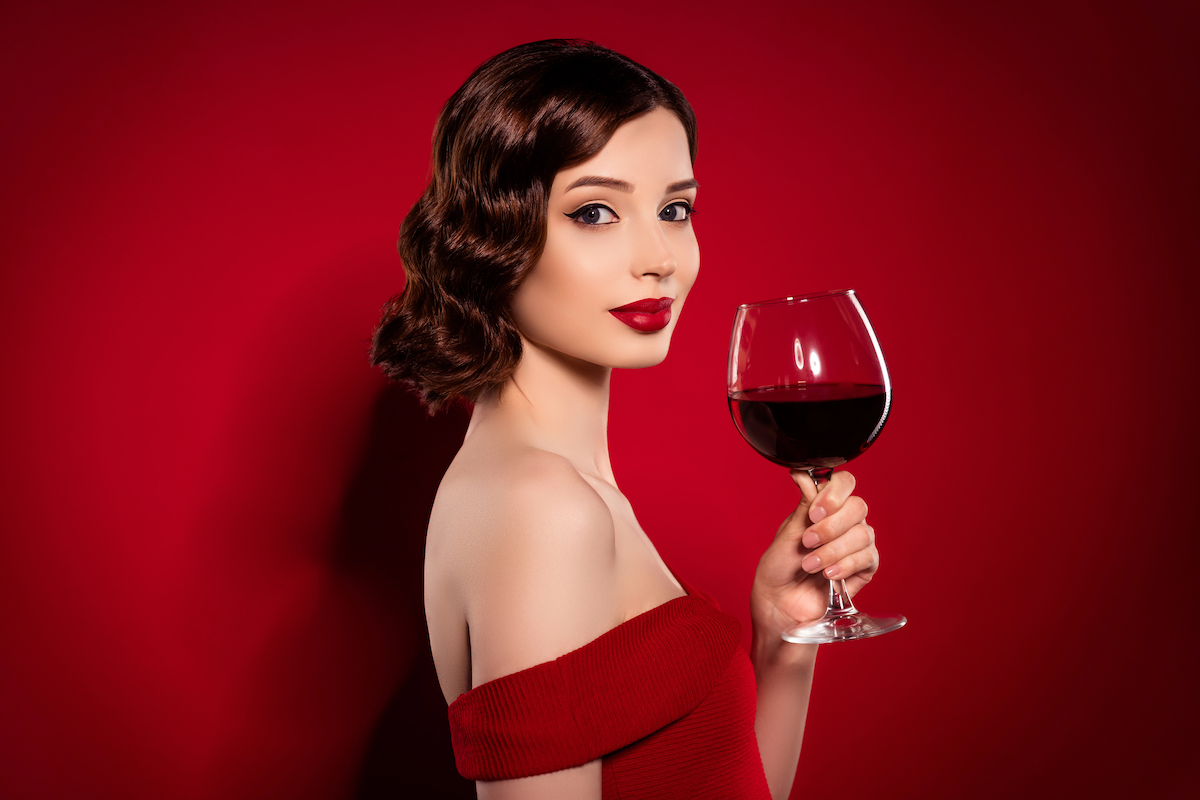 12 Ways To Build A Stylish Wine Corner In Any Apartment