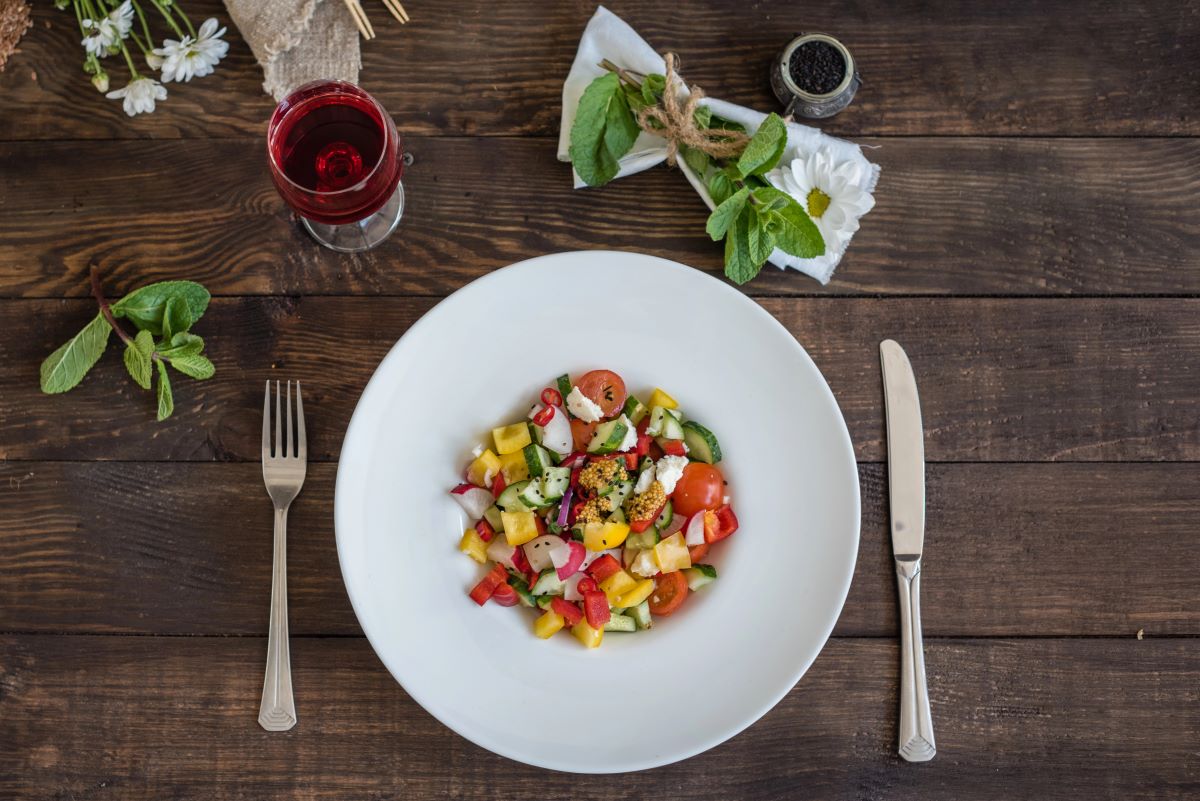 Dish with clean plate edges