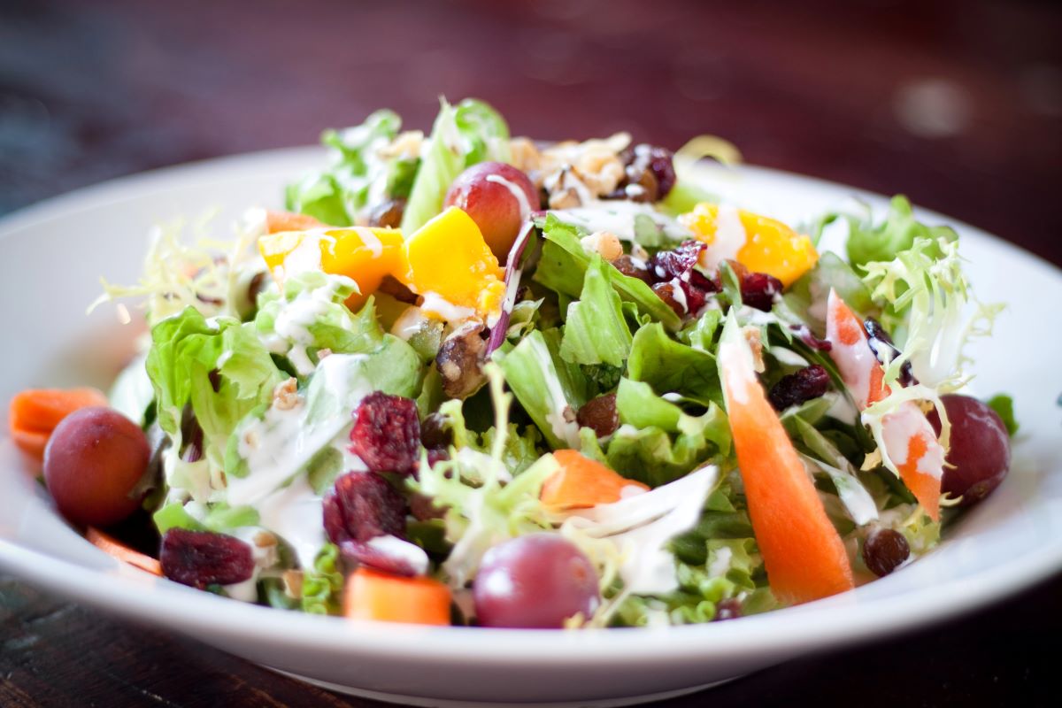 Dressed salad
