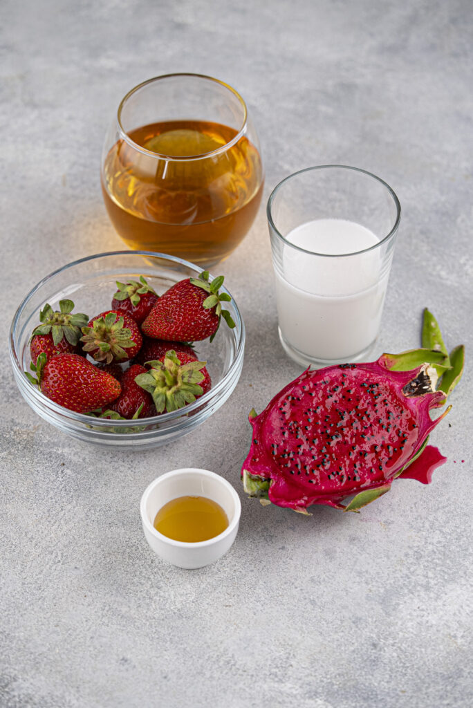 Dunkin Strawberry Dragonfruit Refresher ingredients