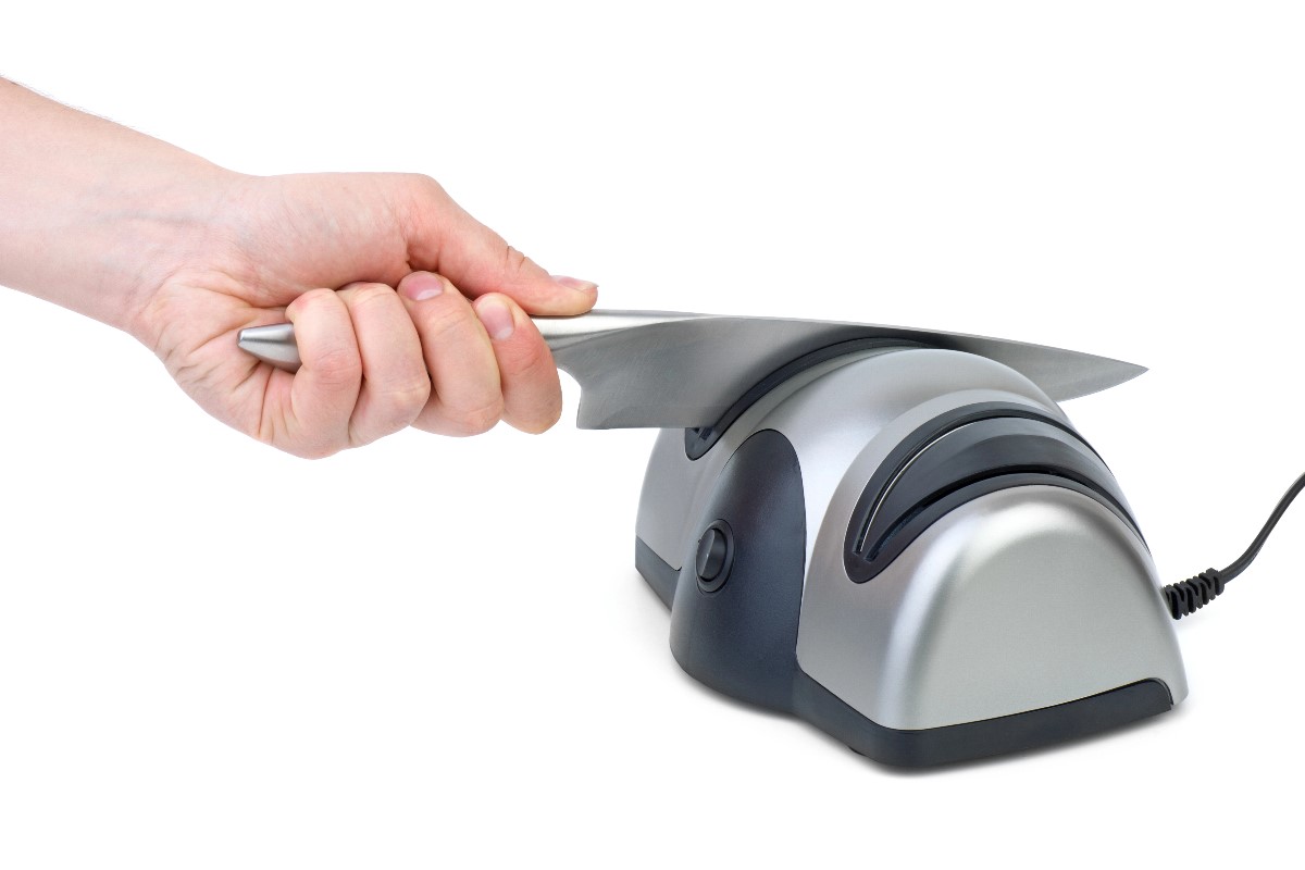 Electric knife sharpener