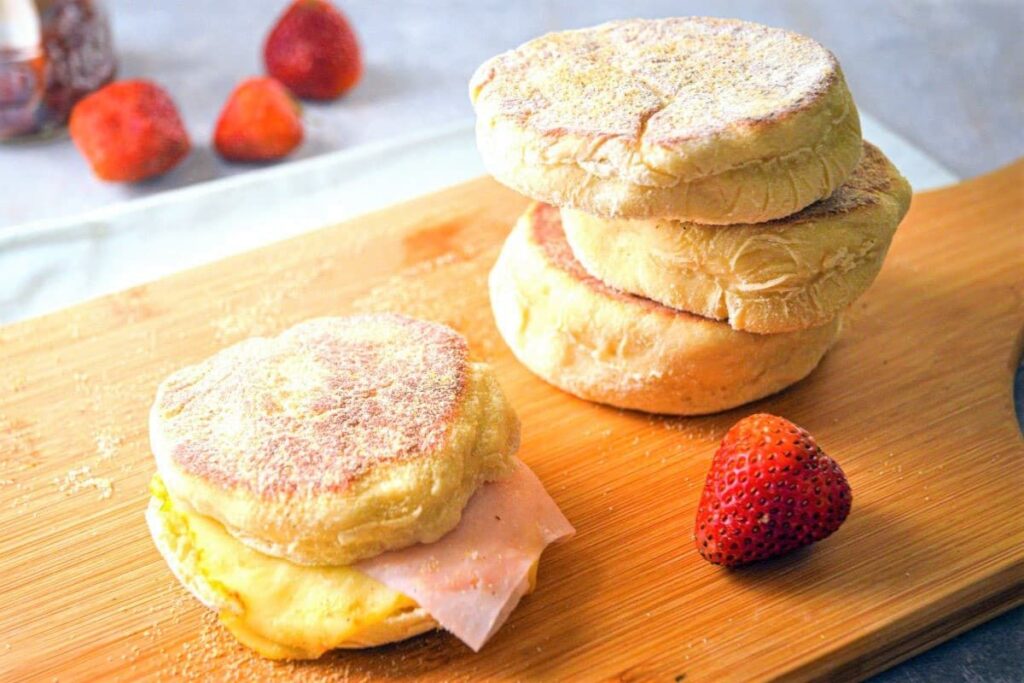 English Muffins with Ham and Cheese by In The Kitch