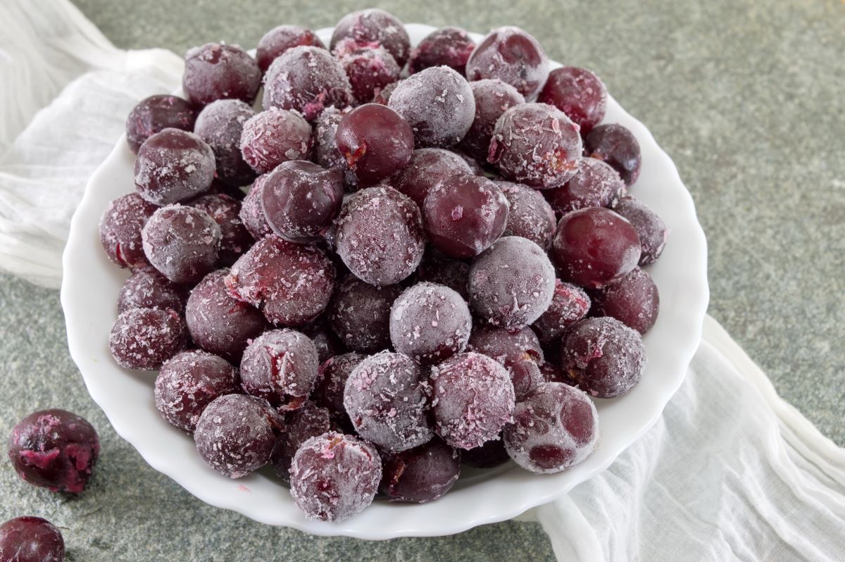 Frozen grapes