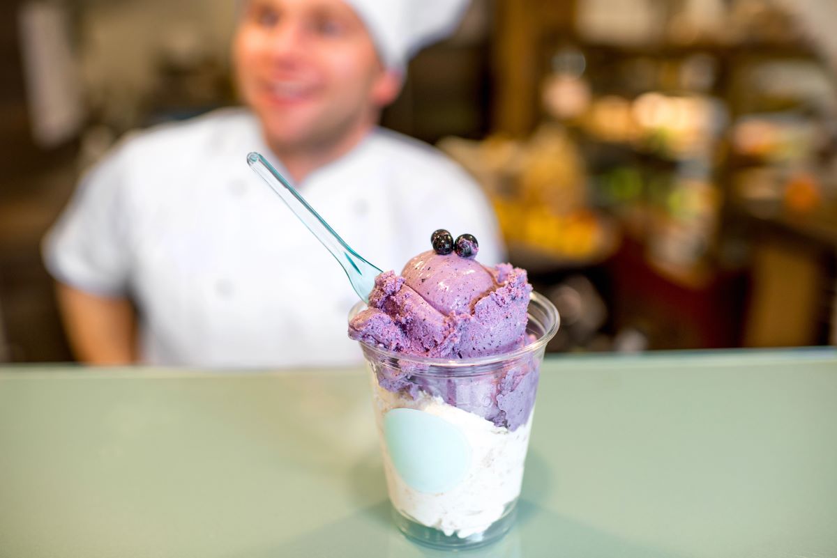 Huckleberry ice cream