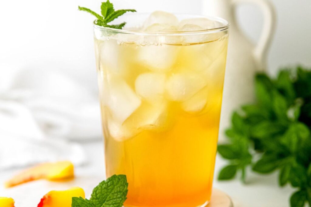 Iced Peach Green Tea by Coffee Copycat