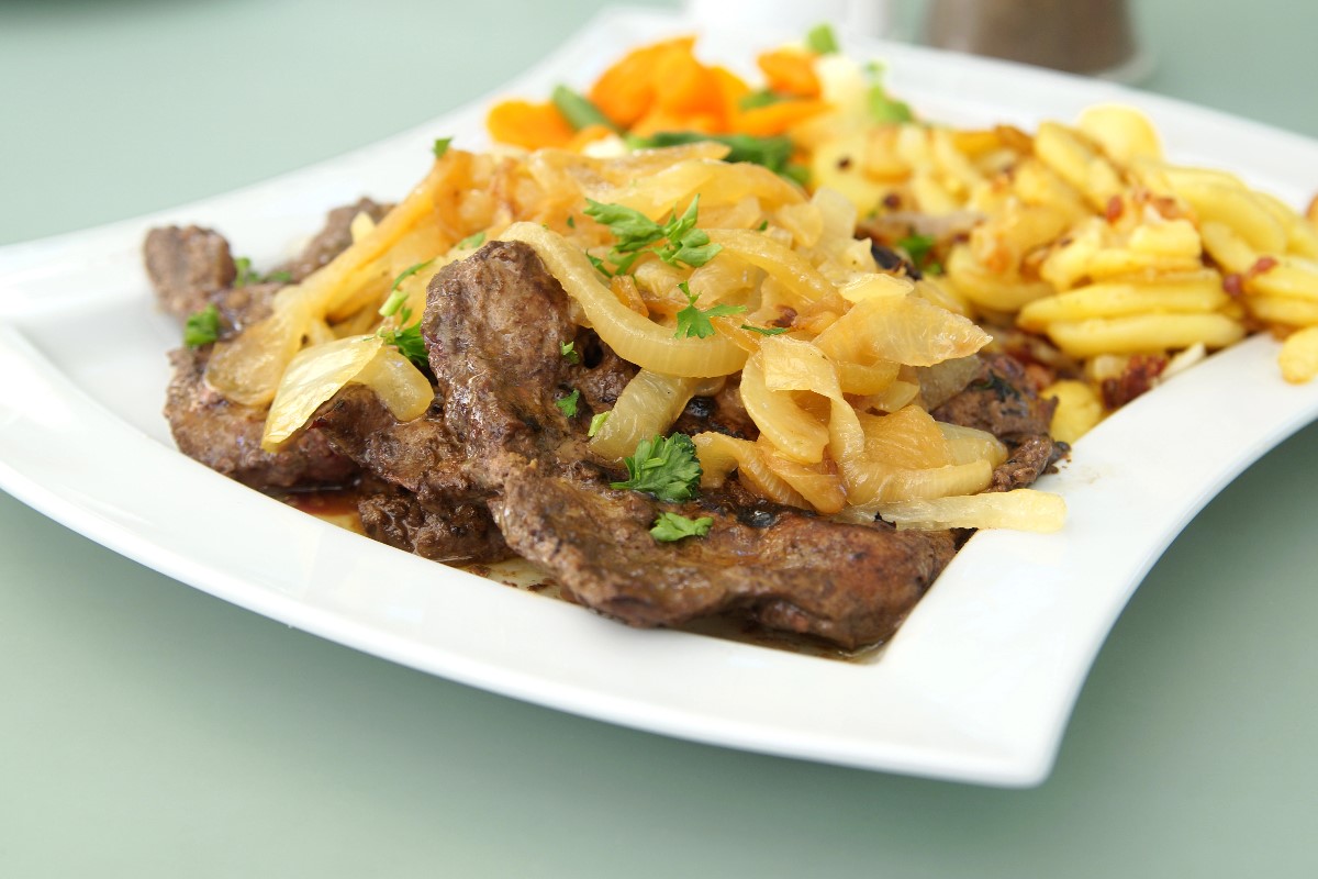 Liver and onions 1