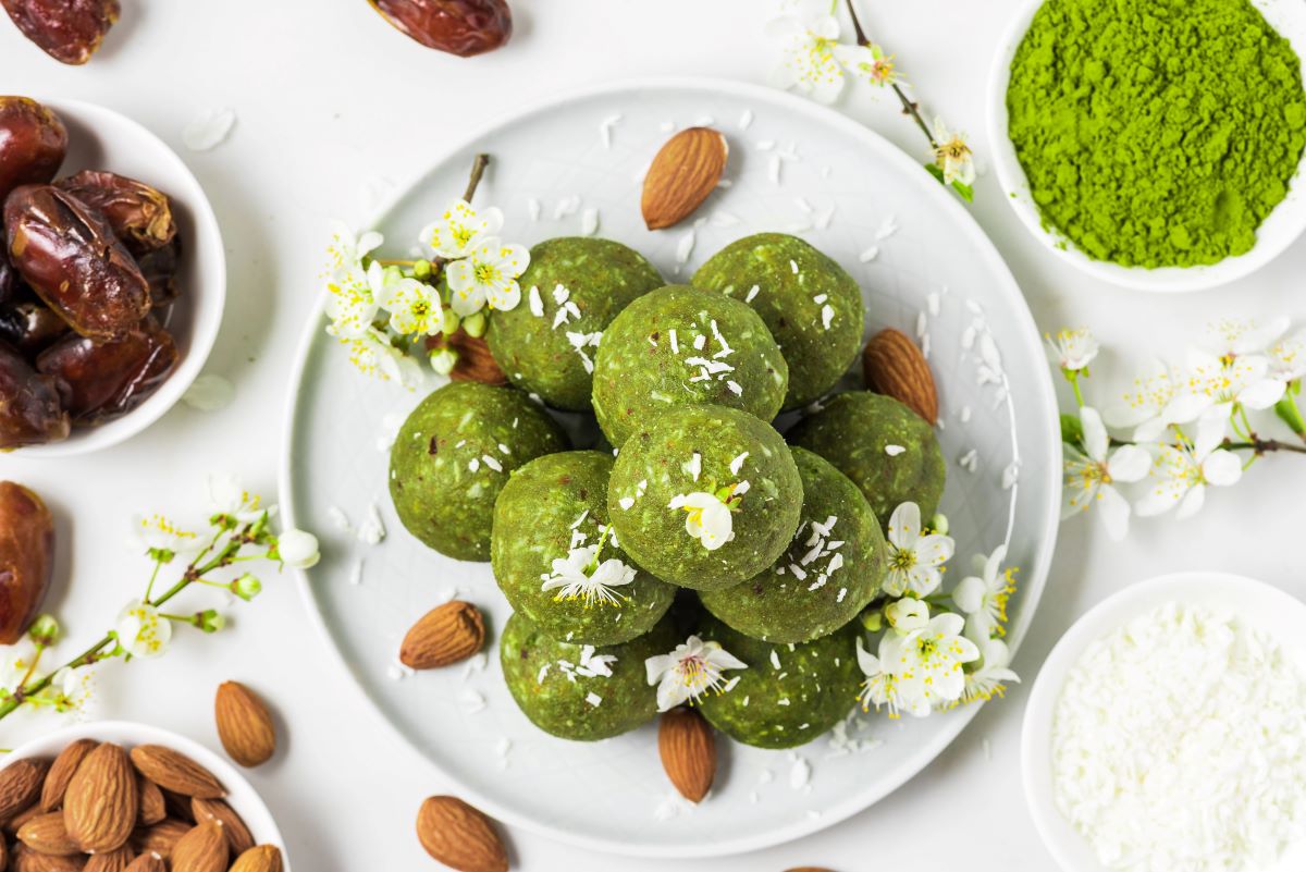 Matcha energy bites