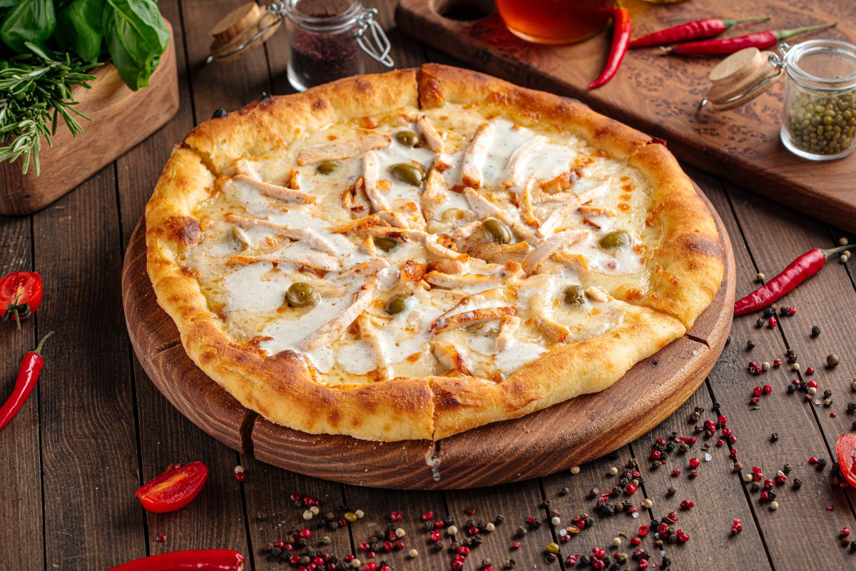 Nacho sour cream pizza