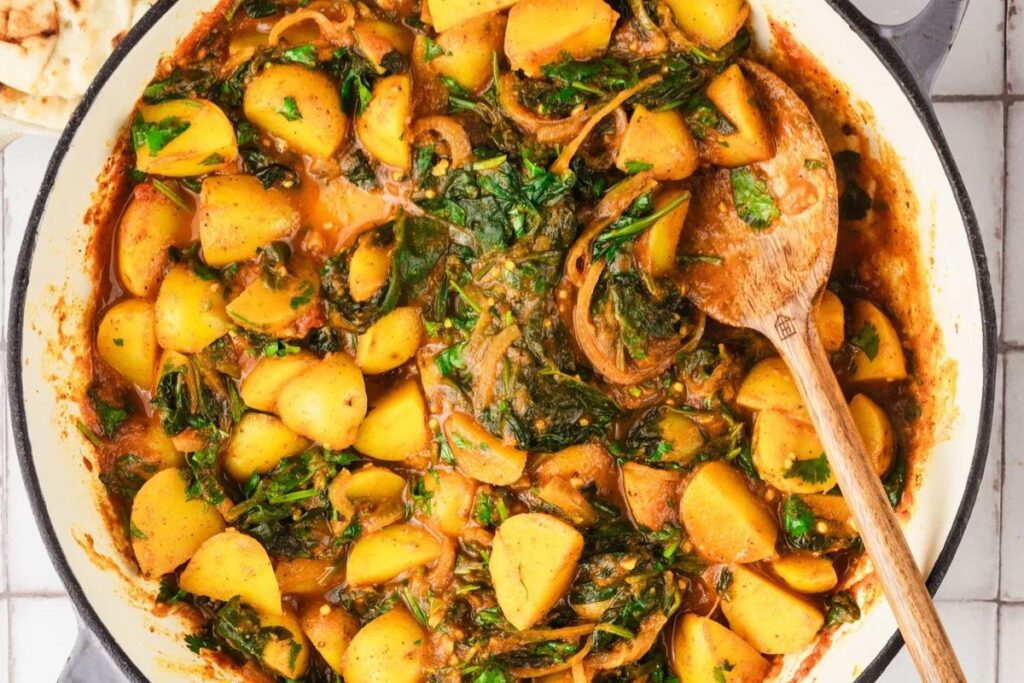 One Pot Spinach and Potato Curry by Ooh La La Its Vegan