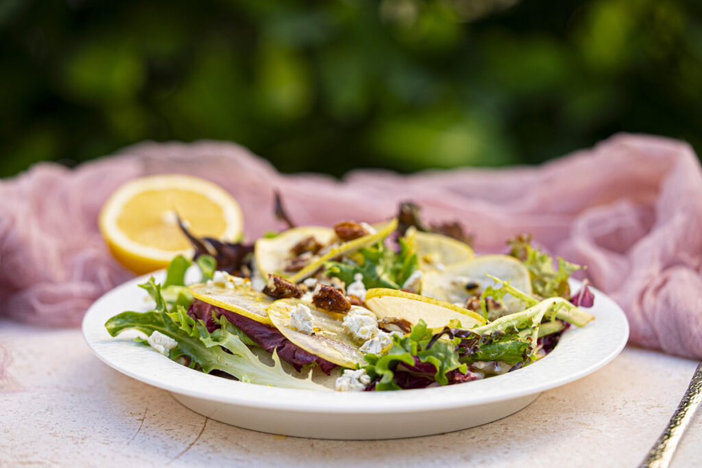 Pear and Gorgonzola Salad
