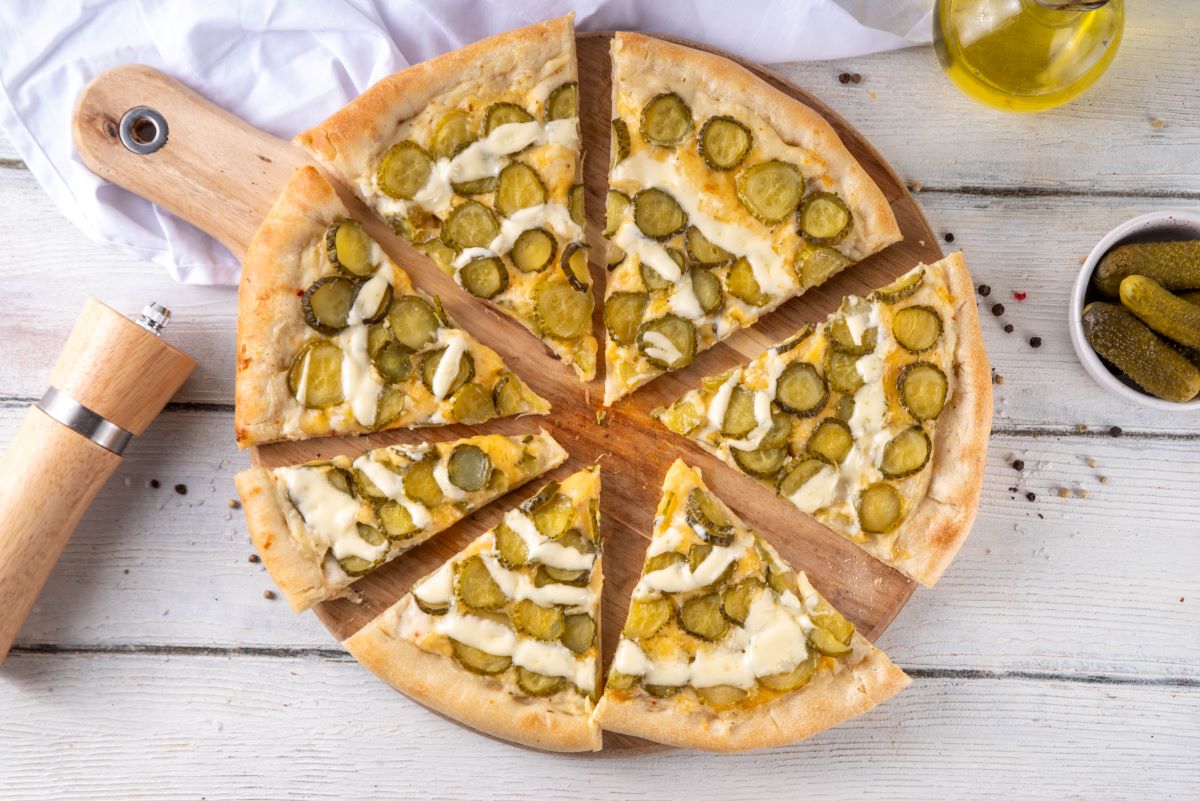 Pickle pizza