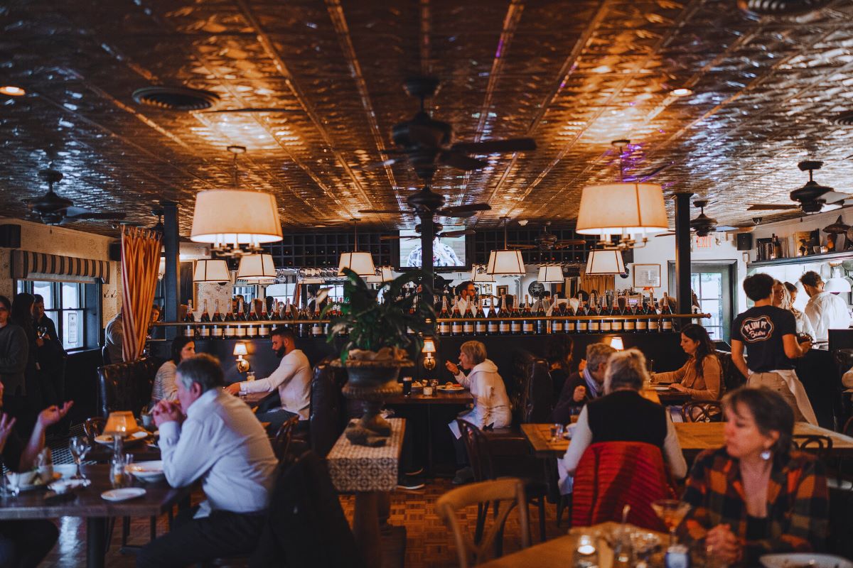Plum bistro