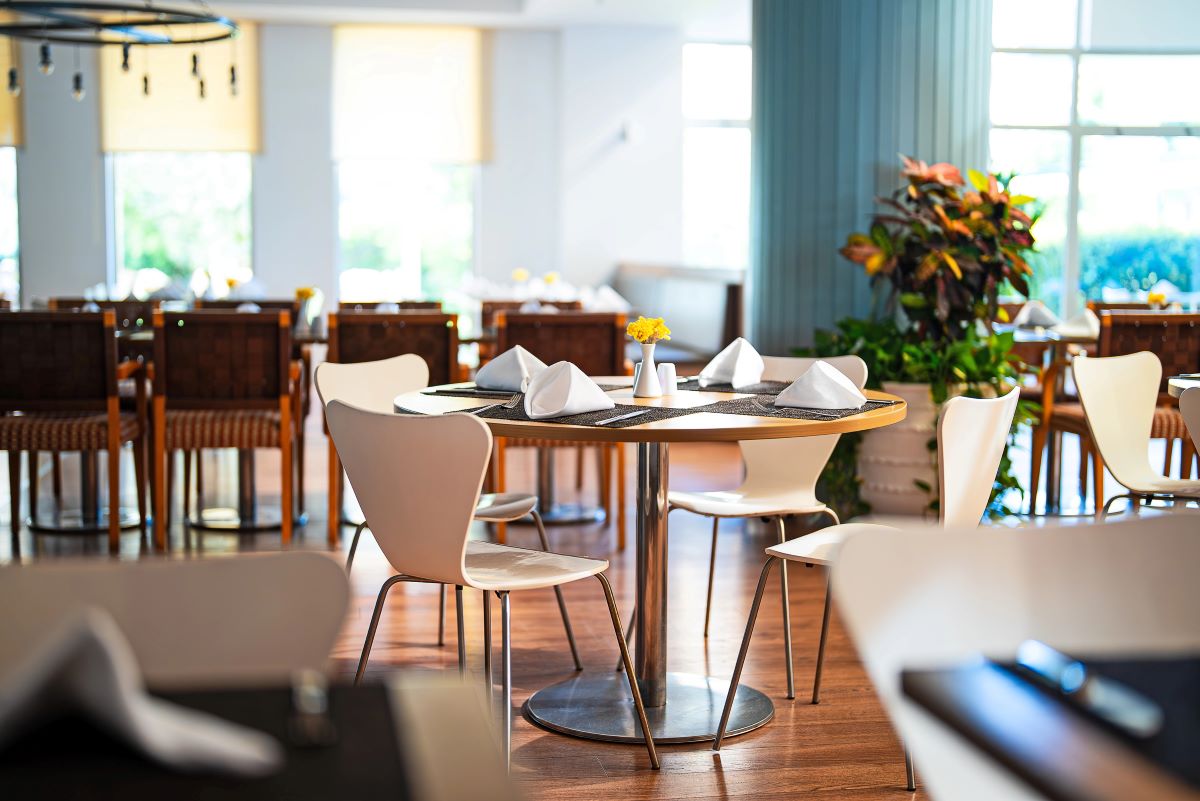 Restaurant like kindred