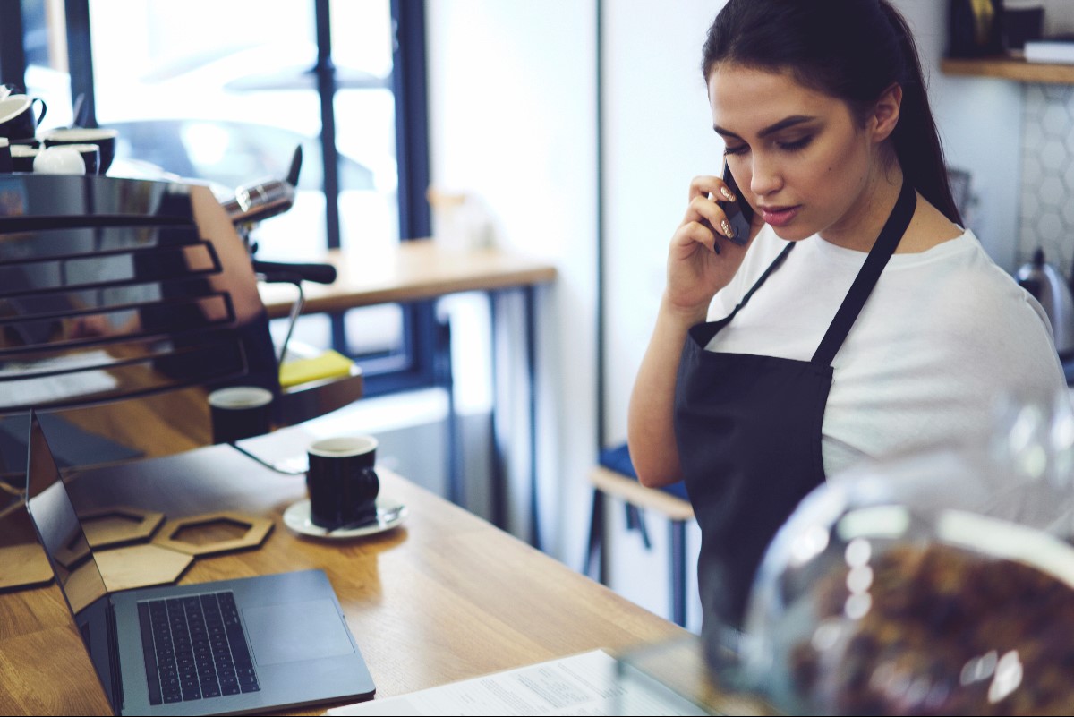 Restaurant manager on call