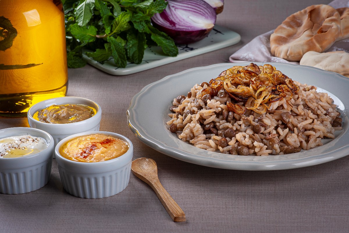 Rice and tahini sauce