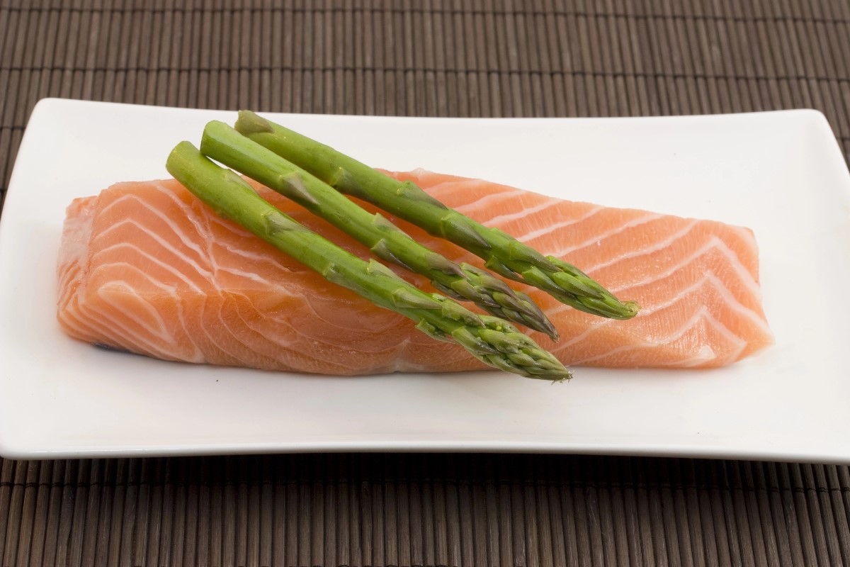Salmon and asparagus
