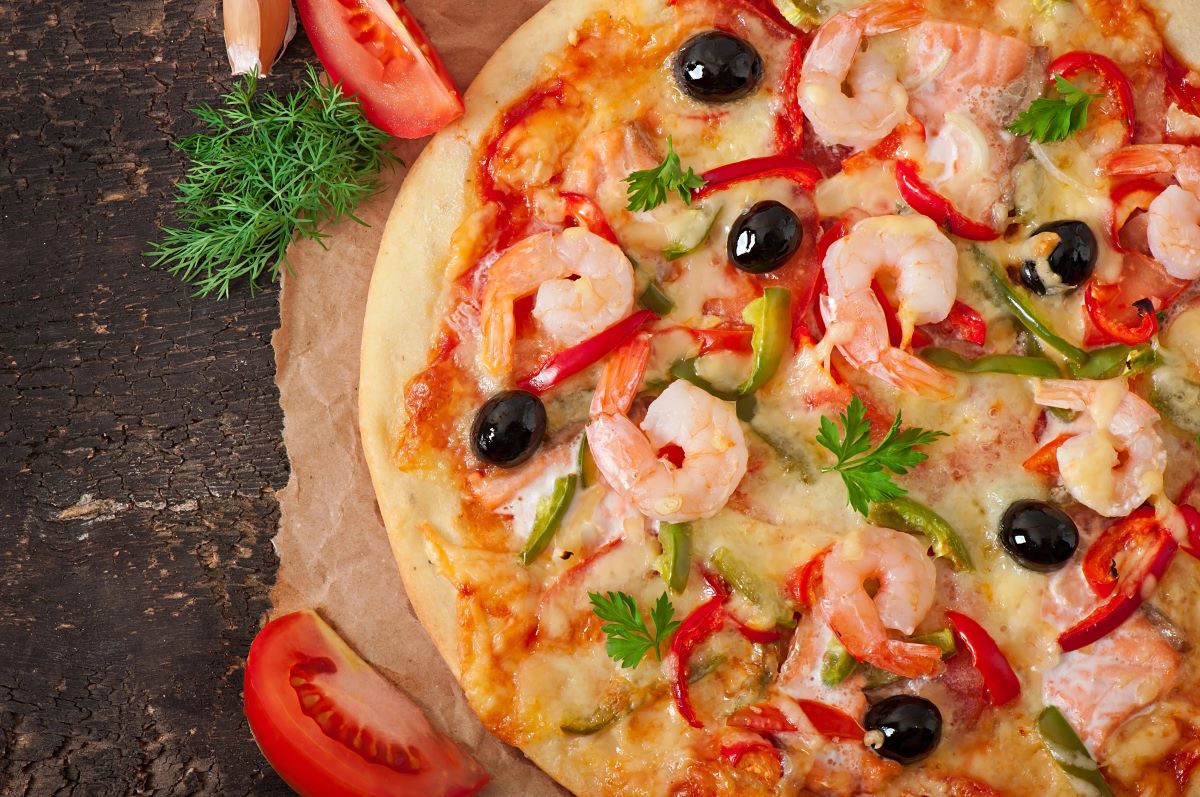 Shrimp coconut pizza