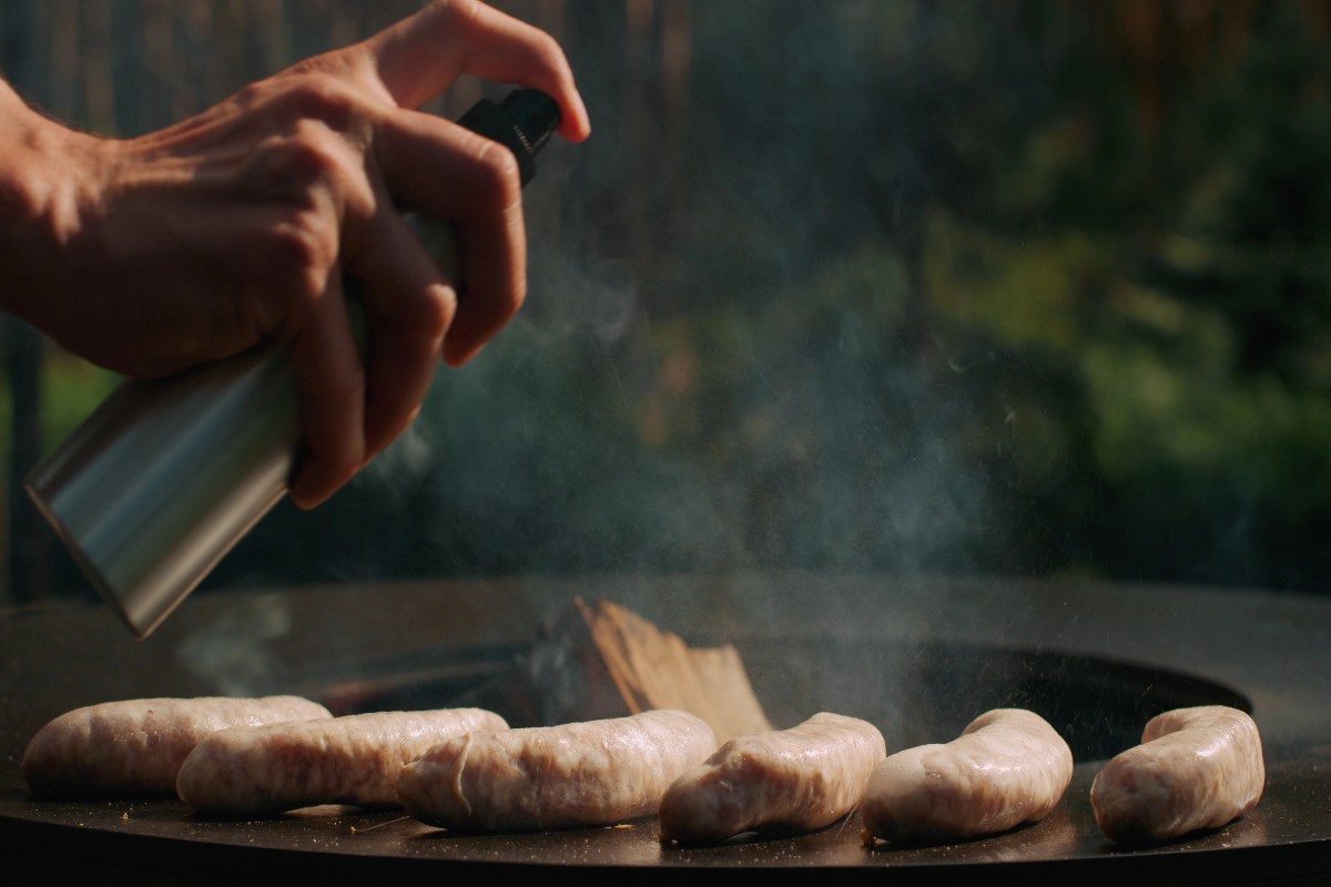 Spraying BBQ