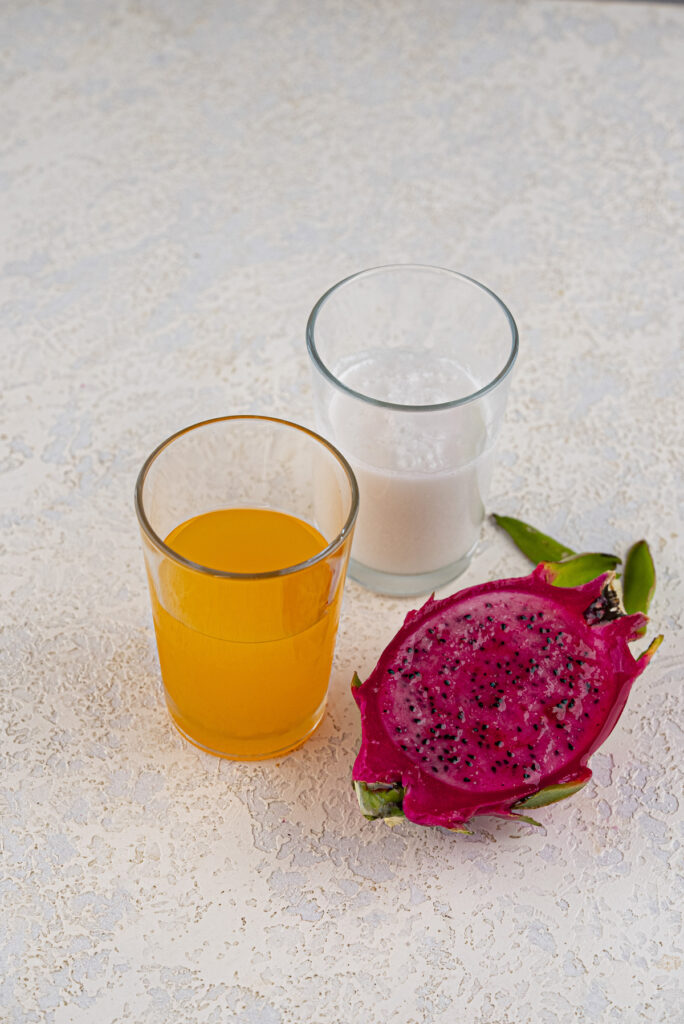 Starbucks dragonfruit refresher ingredients