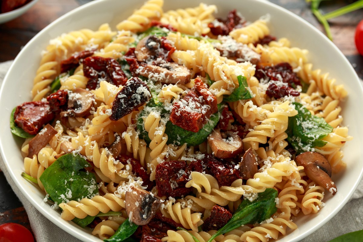 Sun dried tomatoes pasta