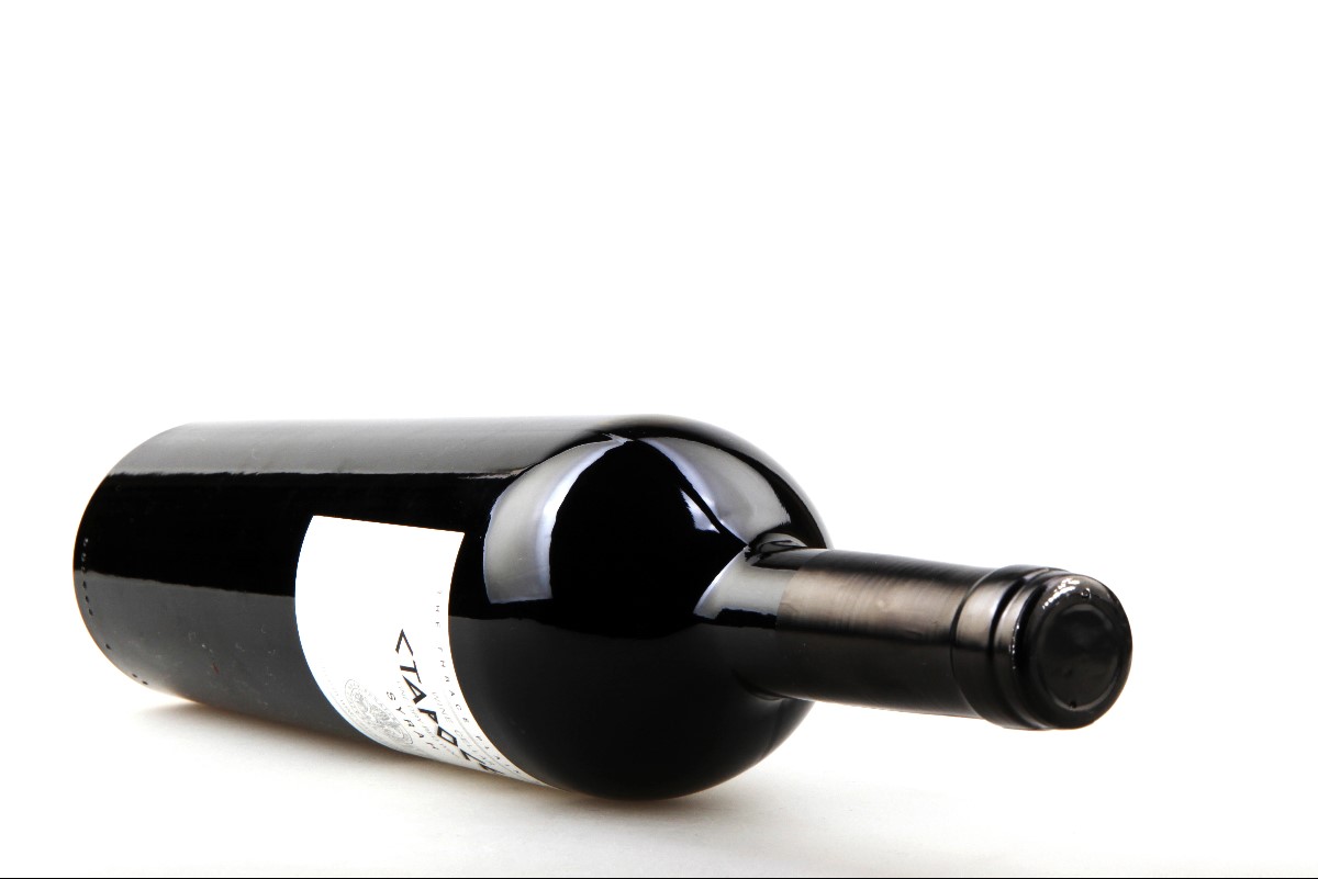 Syrah red wine