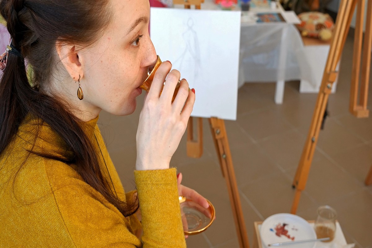 Tea art studio