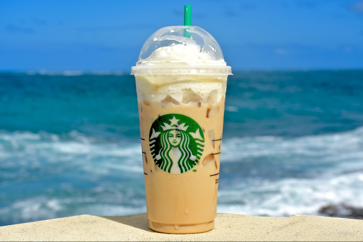 White macha coffee