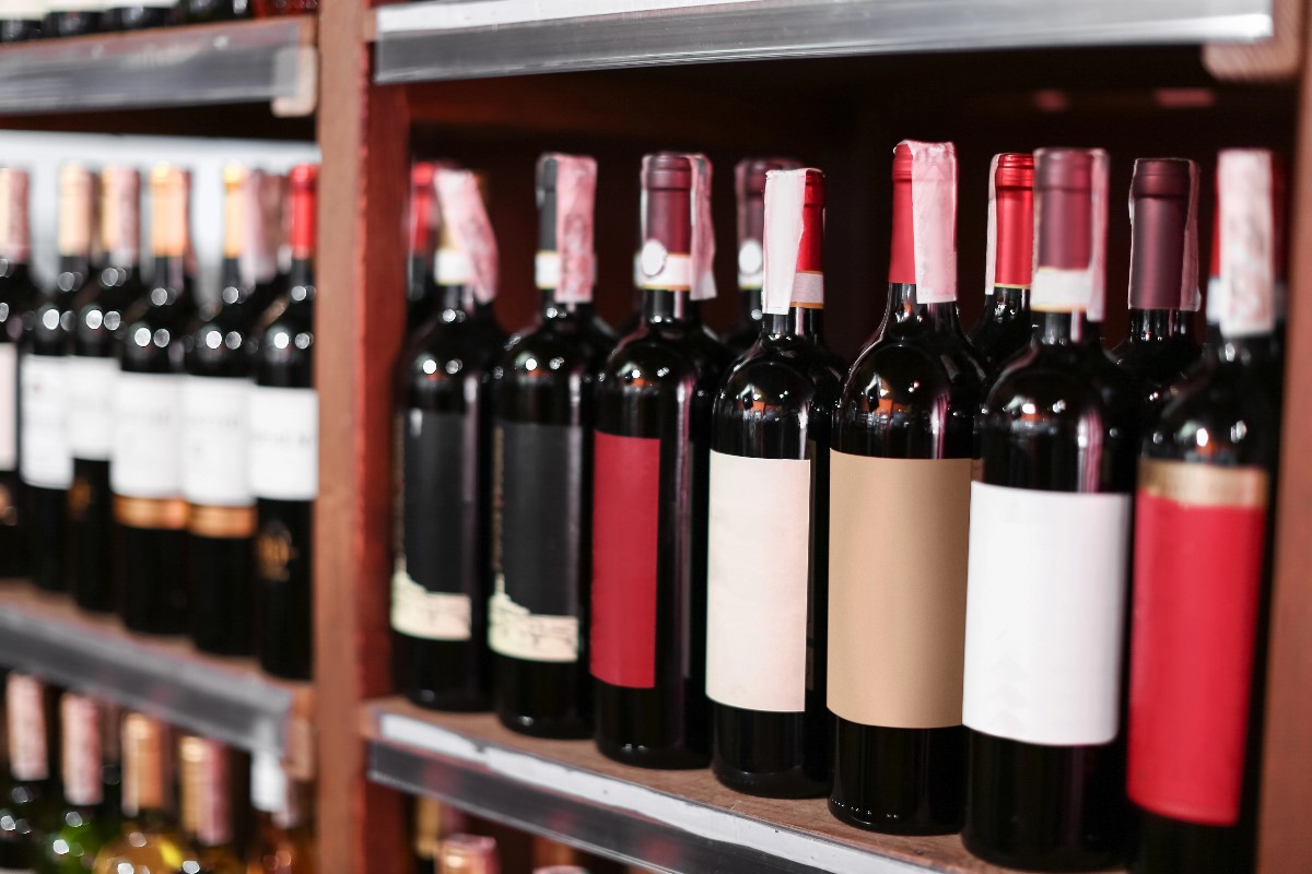 Wine label facing out
