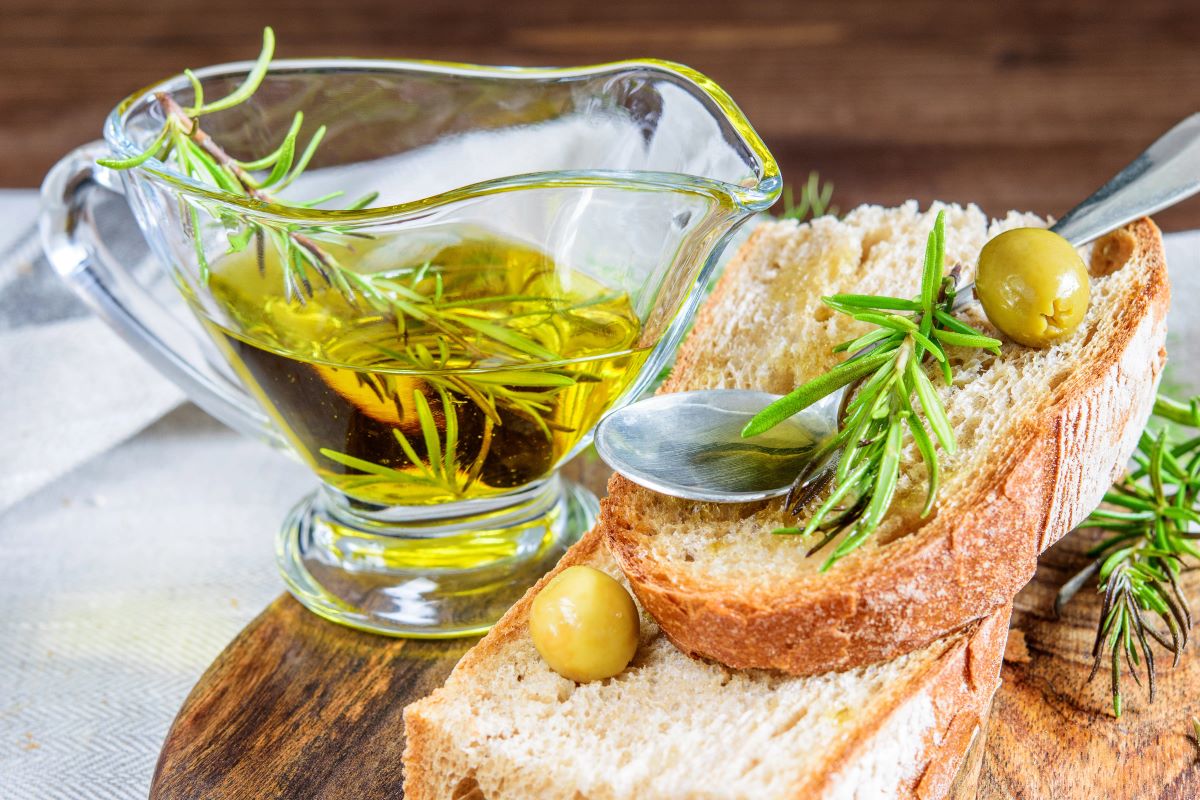 bread and oil