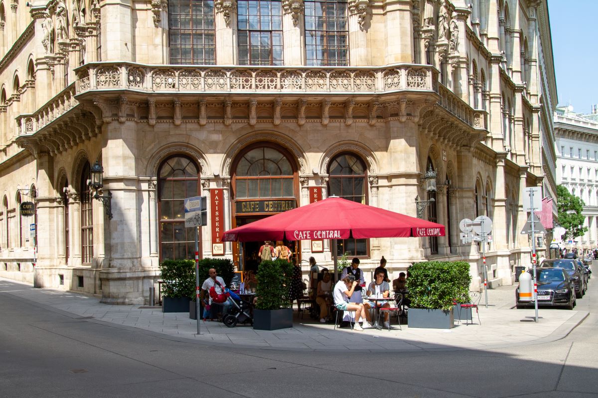 cafe central