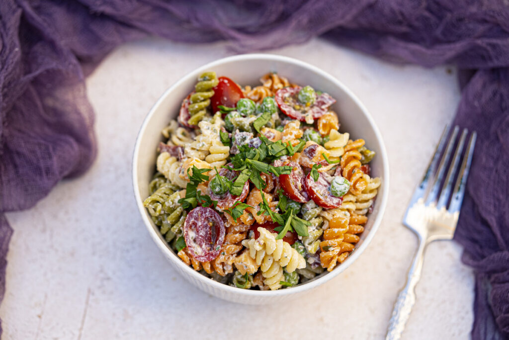 easy pasta salad with ranch and bacon
