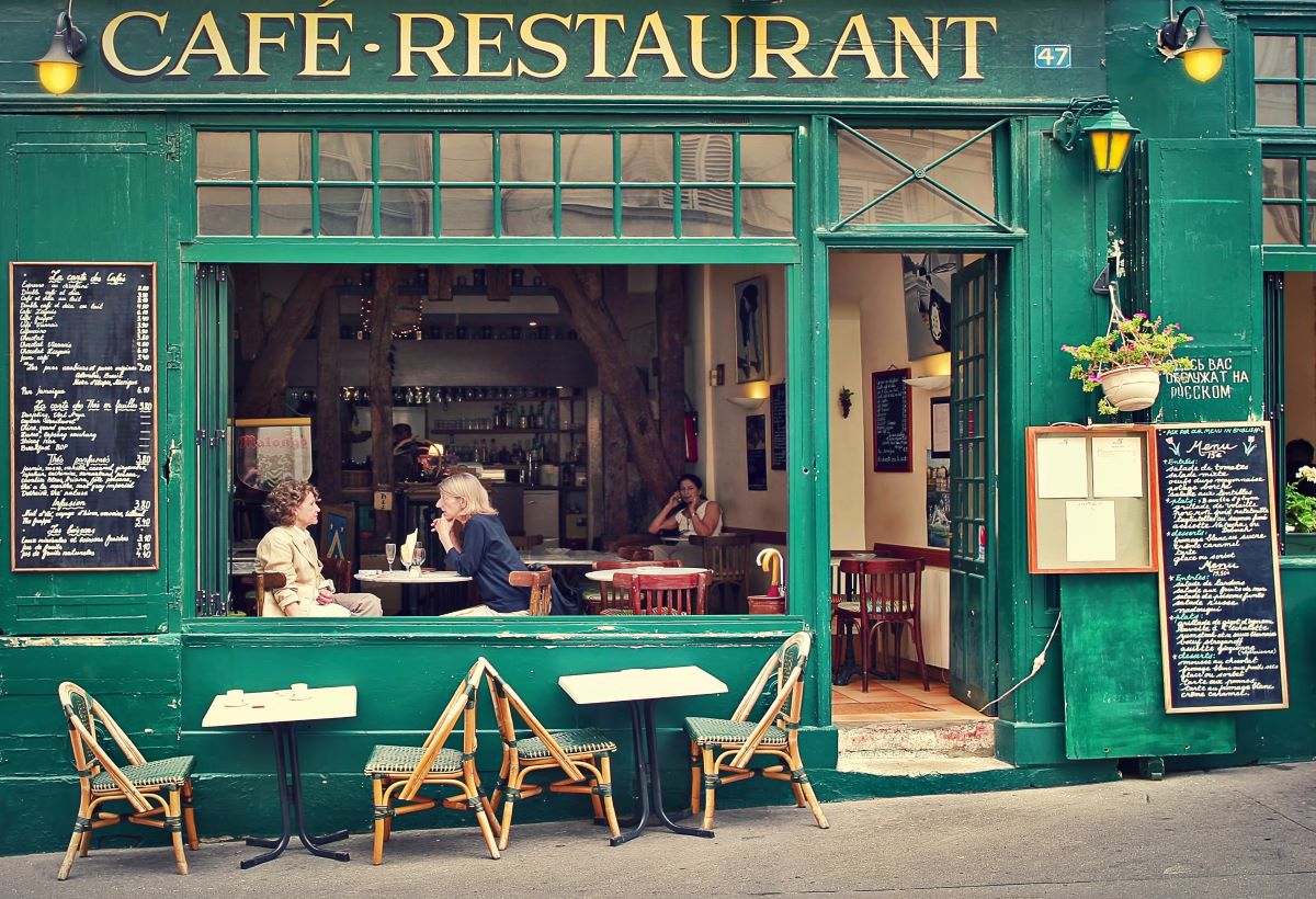 parisian cafe