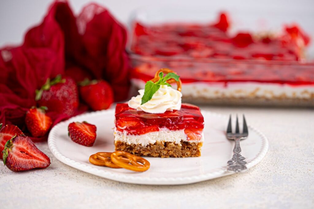 strawberry pretzel jello salad