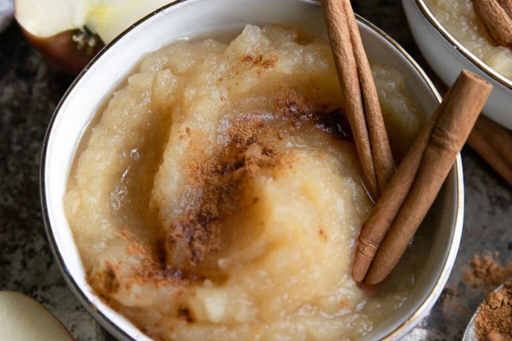Applesauce by The Forked Spoon