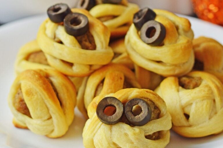 25 Halloween Finger Foods That’ll Have Guests Howling for More - Food ...