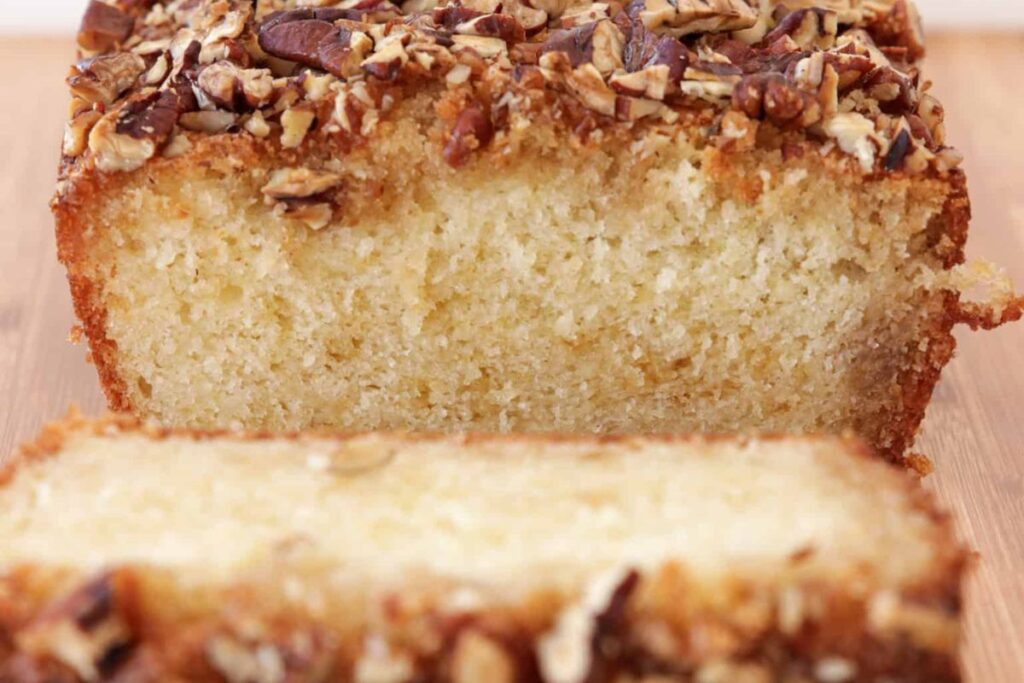 Maple Cake by The Cooking Foodie