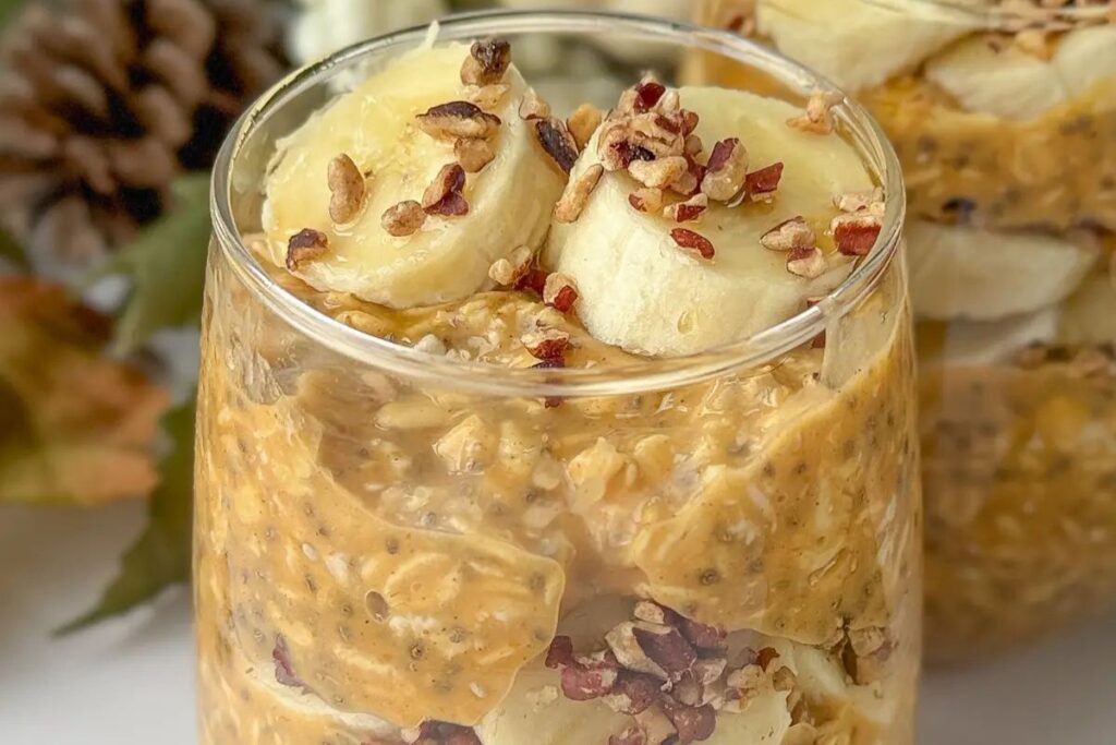 Pumpkin Cheesecake Overnight Oats by Moderately Messy RD
