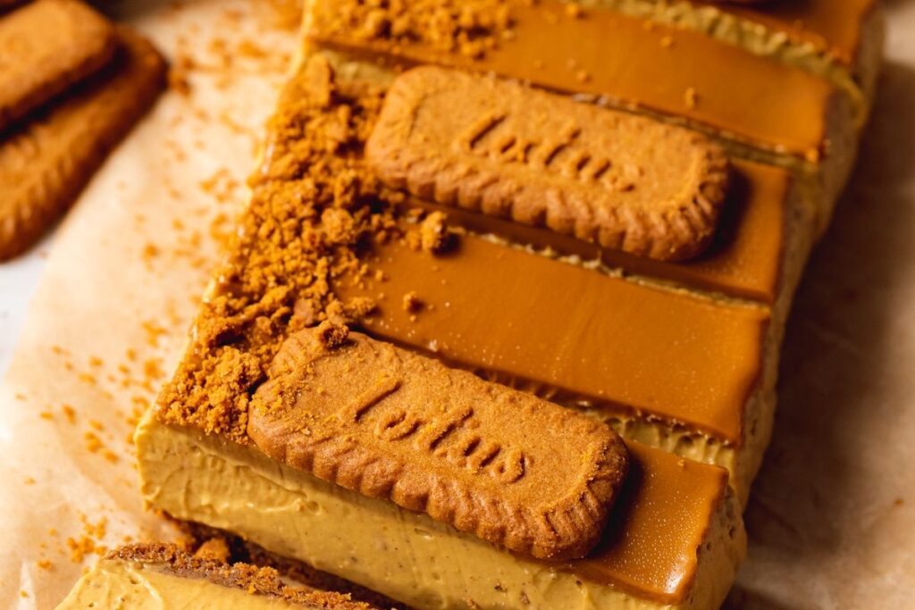 Biscoff Pumpkin Cheesecake Bars by Addicted to Dates